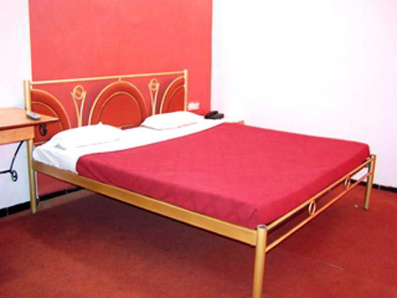 Hotel Jal Sagar Vadodara Exterior foto